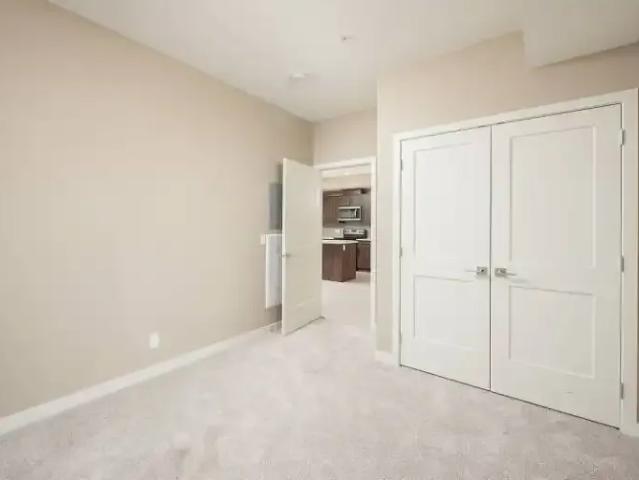 2 Bedroom Apartment Edmonton AB 102338831