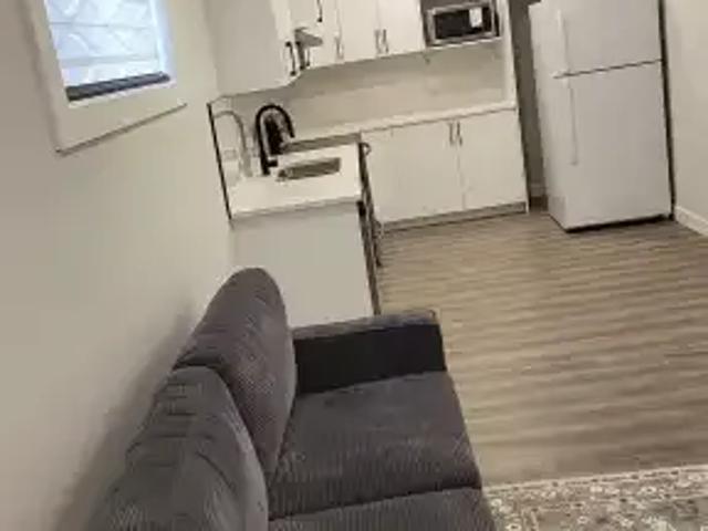 2 Bedroom Apartment Edmonton AB 102468266