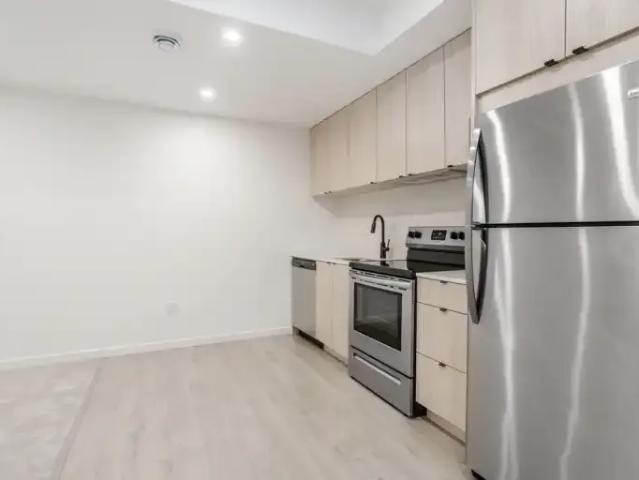 2 Bedroom Apartment Edmonton AB 102518804