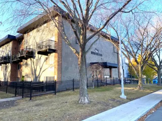 2 Bedroom Apartment Edmonton AB 103798357