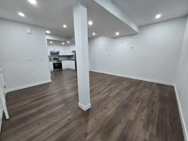 2 Bedroom Apartment Edmonton AB 103798519