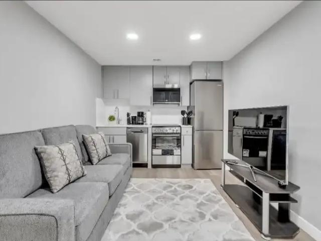 2 Bedroom Apartment Edmonton AB 104179388