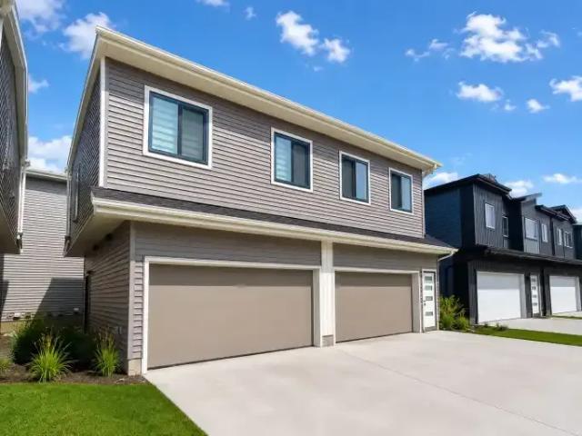 2 Bedroom Apartment Edmonton AB 104181766