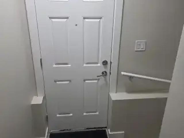 2 Bedroom Apartment Edmonton AB 104182085