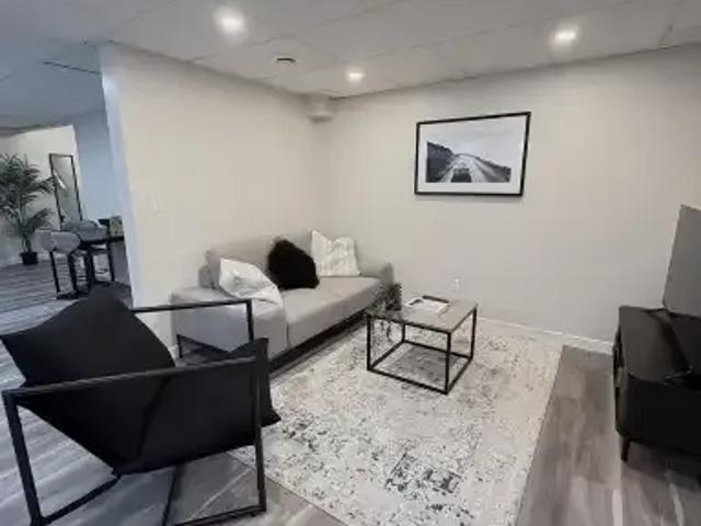 2 Bedroom Apartment Edmonton AB 104182185
