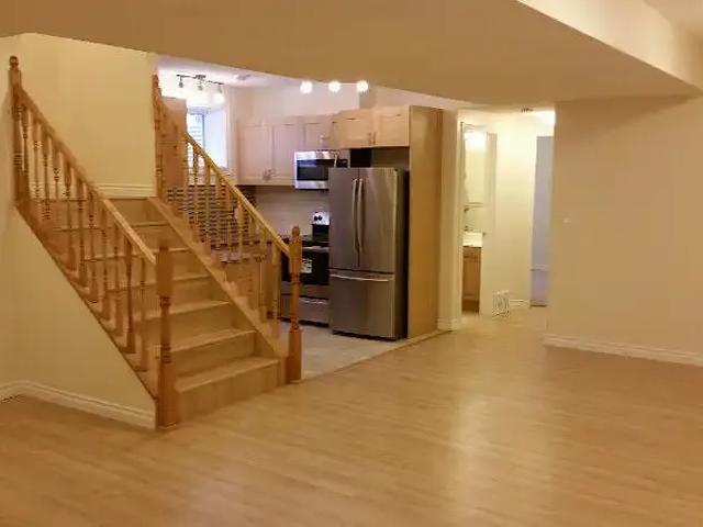 2 Bedroom Apartment Edmonton AB 104223945