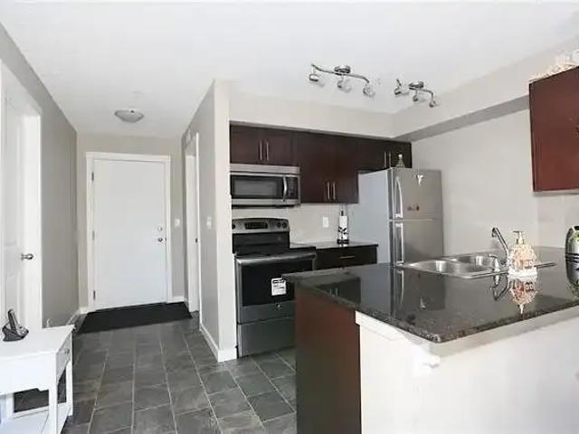 2 Bedroom Apartment Edmonton AB 104863775