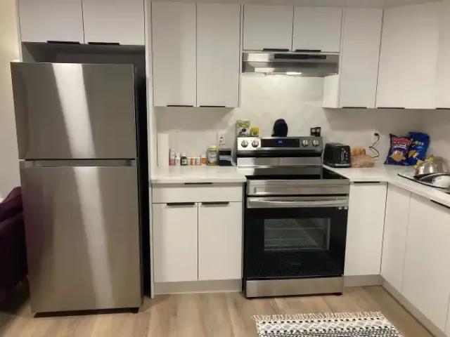 2 Bedroom Apartment Edmonton AB 104894970