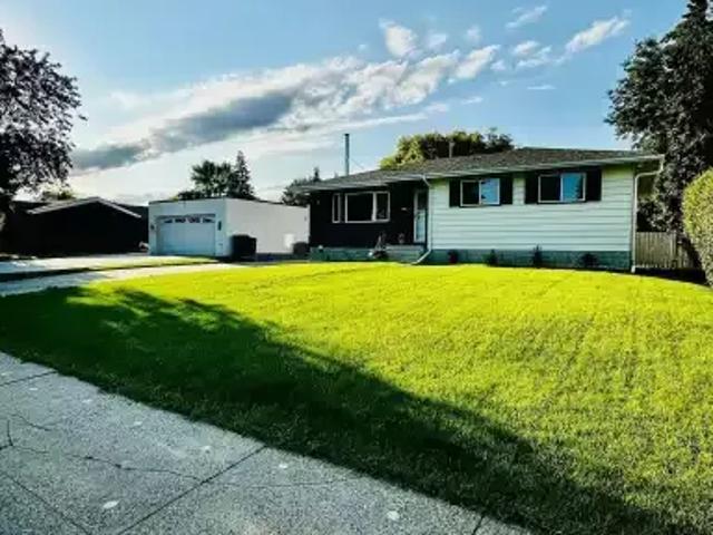 2 Bedroom Apartment Edmonton AB 104895019