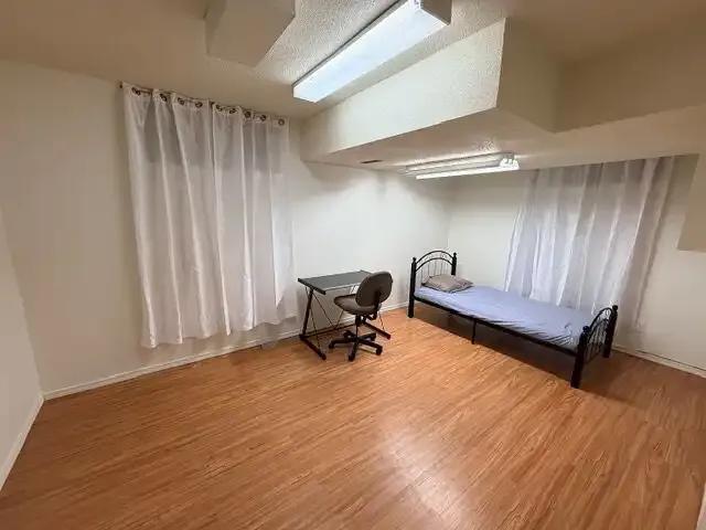 2 Bedroom Apartment Edmonton AB 104972589