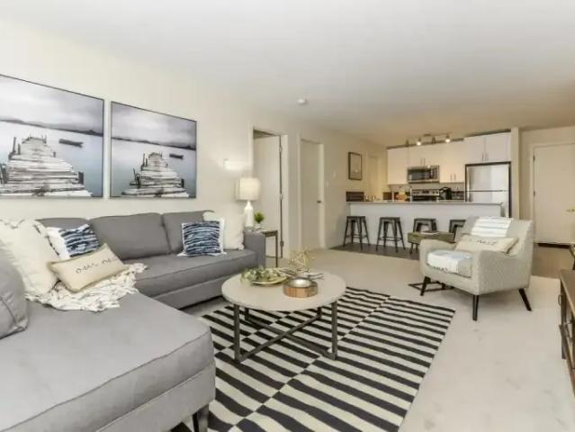 2 Bedroom Apartment Edmonton AB 98490976