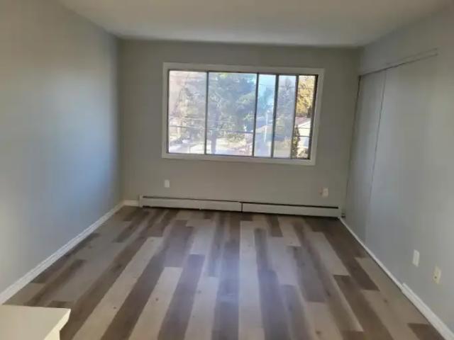 2 Bedroom Apartment Edmonton AB 98631406