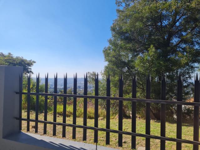 2 Bedroom Apartment / Flat For Sale in Constantia Kloof