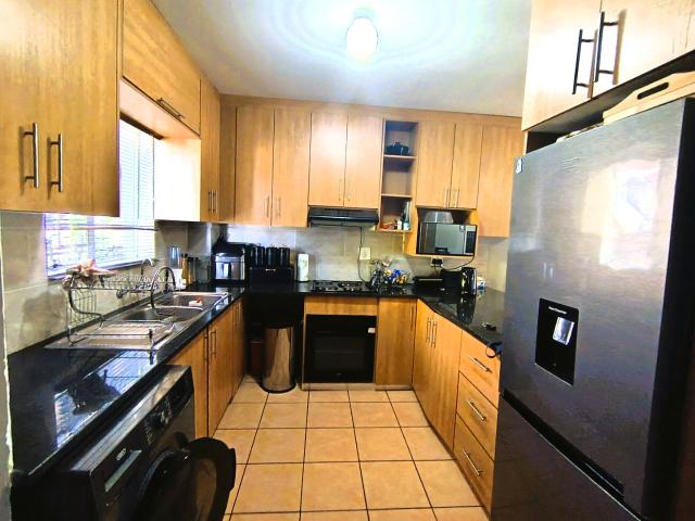 2 Bedroom Apartment / Flat For Sale in Castleview
