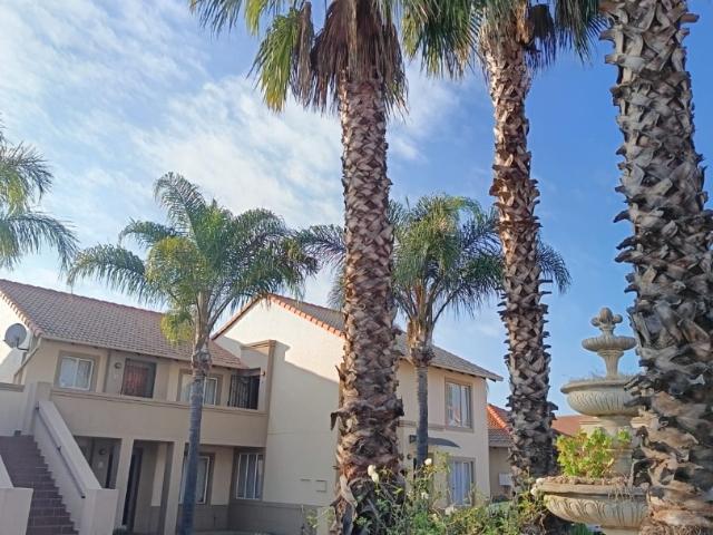 2 Bedroom Apartment / Flat For Sale in Amberfield