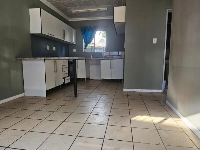 2 Bedroom Apartment / Flat For Sale in Annadale