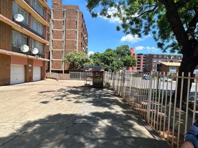 2 Bedroom Apartment / Flat For Sale in Arcadia