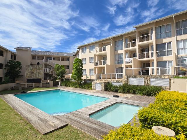 2 Bedroom Apartment / Flat For Sale in Beacon Bay