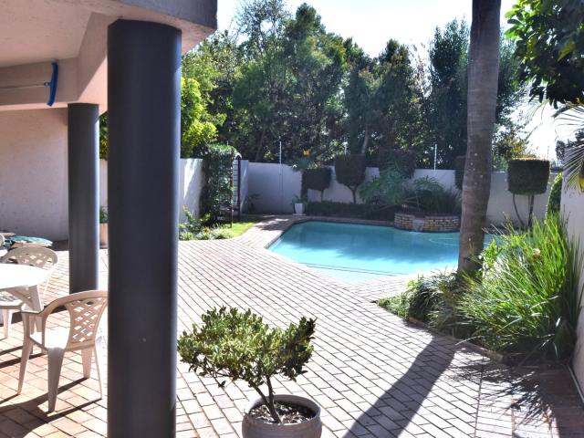 2 Bedroom Apartment / Flat For Sale in Benmore Gardens