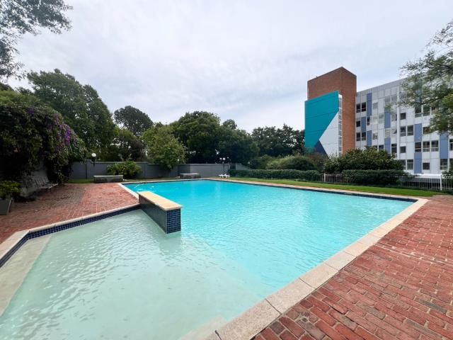 2 Bedroom Apartment / Flat For Sale in Benmore Gardens