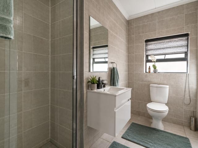 2 Bedroom Apartment / Flat For Sale in Blyde Riverwalk Estate