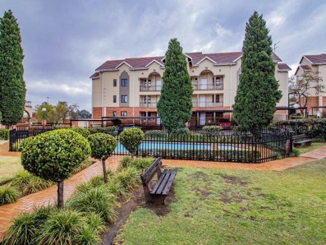 2 Bedroom Apartment / Flat For Sale in Bryanston