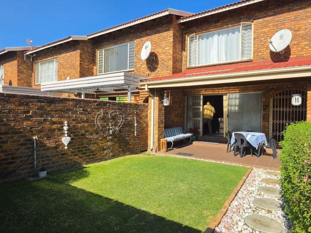 2 Bedroom Apartment / Flat For Sale in Brackenhurst