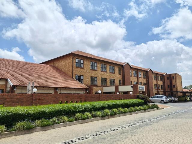 2 Bedroom Apartment / Flat For Sale in Brentwood Park