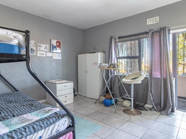 2 Bedroom Apartment / Flat For Sale in Glenlilly