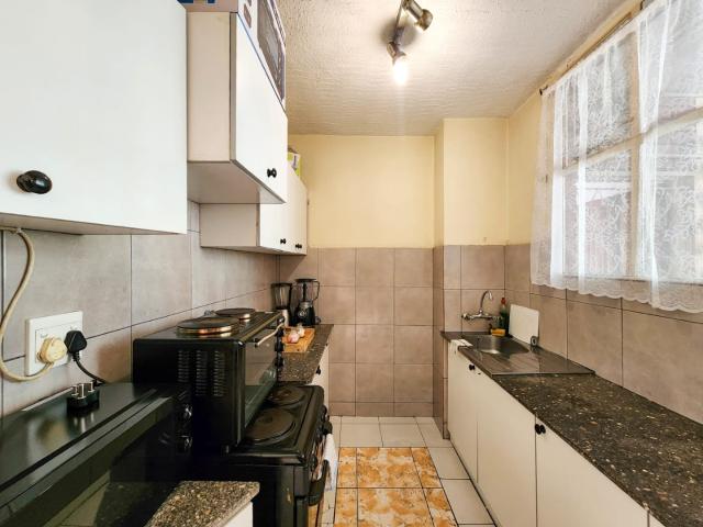 2 Bedroom Apartment / Flat For Sale in Glenwood