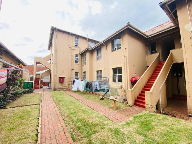 2 Bedroom Apartment / Flat For Sale in Glenwood
