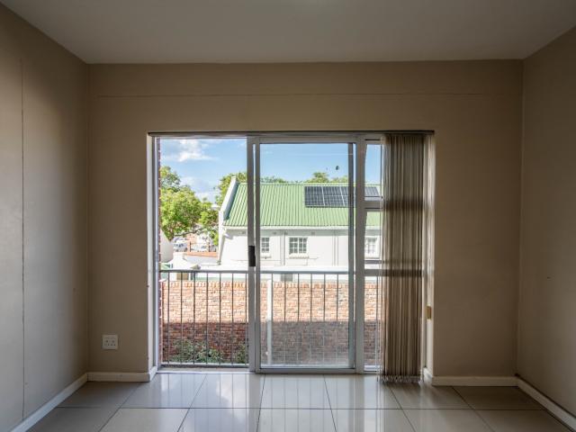 2 Bedroom Apartment / Flat For Sale in Grahamstown Central