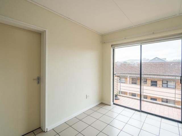 2 Bedroom Apartment / Flat For Sale in Grahamstown Central