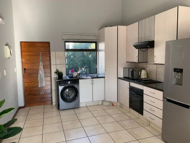 2 Bedroom Apartment / Flat For Sale in Greenstone Hill