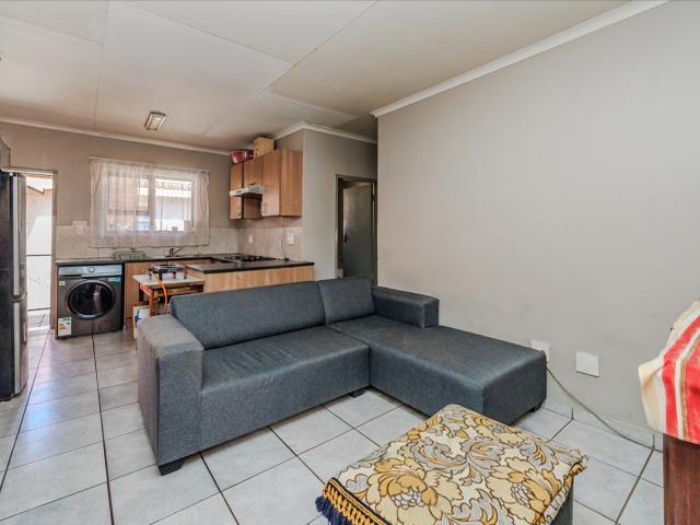 2 Bedroom Apartment / Flat For Sale in Groblerpark