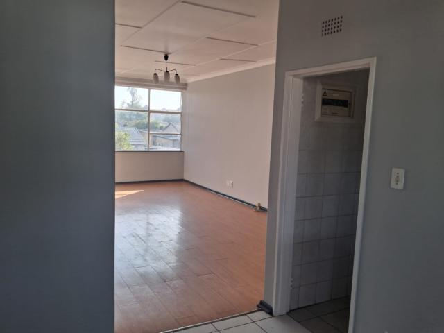 2 Bedroom Apartment / Flat For Sale in Edenvale Central