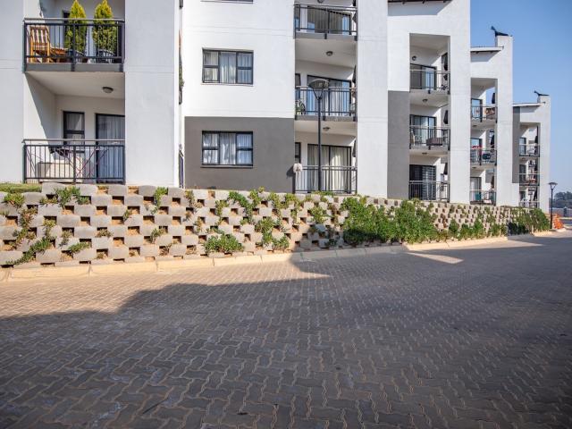 2 Bedroom Apartment / Flat For Sale in Elarduspark