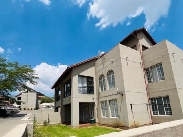 2 Bedroom Apartment / Flat For Sale in Erand Gardens