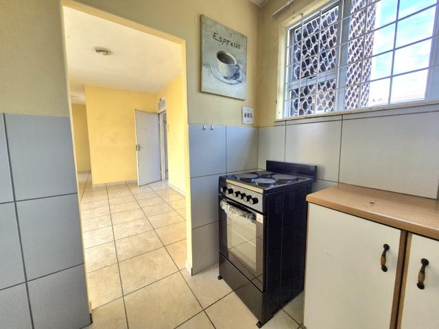 2 Bedroom Apartment / Flat For Sale in Essenwood