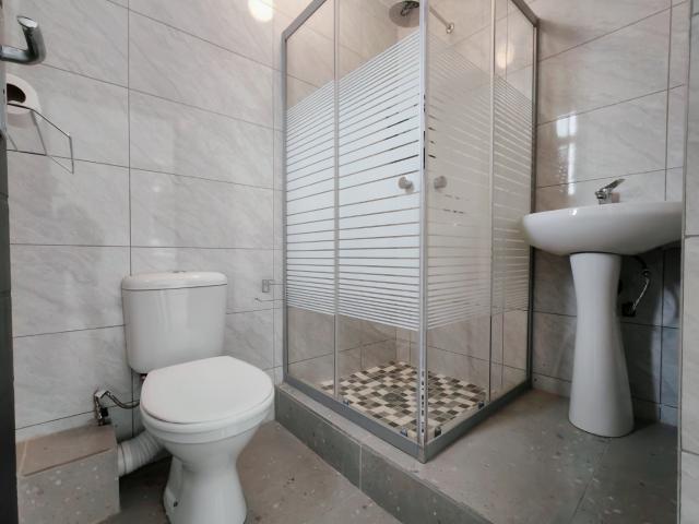 2 Bedroom Apartment / Flat For Sale in Essenwood