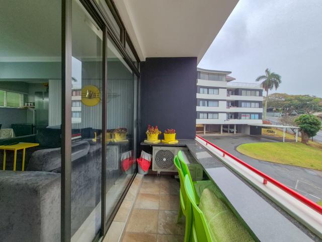 2 Bedroom Apartment / Flat For Sale in Essenwood
