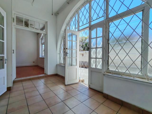 2 Bedroom Apartment / Flat For Sale in Essenwood