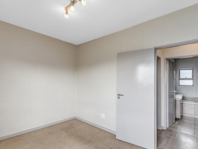 2 Bedroom Apartment / Flat For Sale in Fourways