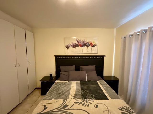 2 Bedroom Apartment / Flat For Sale in Ferndale