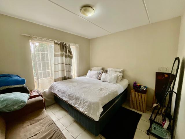 2 Bedroom Apartment / Flat For Sale in Ferndale