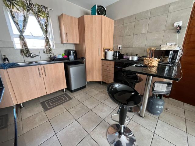 2 Bedroom Apartment / Flat For Sale in Kosmosdal