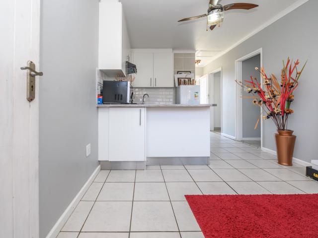 2 Bedroom Apartment / Flat For Sale in Kabega