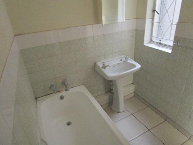 2 Bedroom Apartment / Flat For Sale in Kensington B