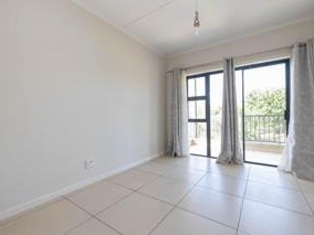 2 Bedroom Apartment / Flat For Sale in Kyalami Hills