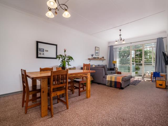 2 Bedroom Apartment / Flat For Sale in Horison